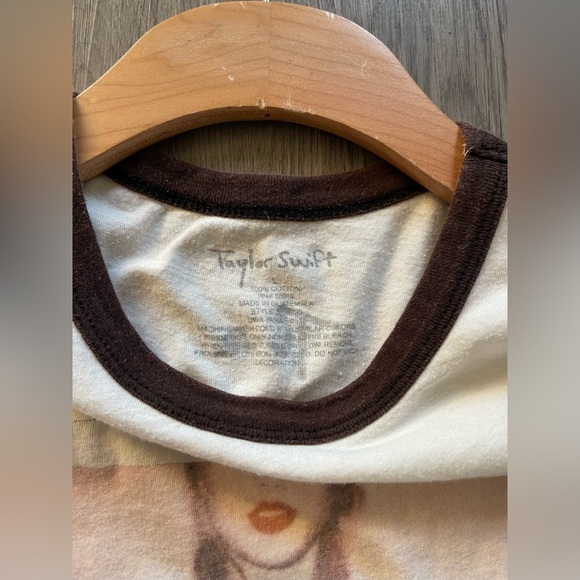 Taylor swift 1989 world tour shirt - Picture 2 of 4